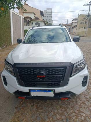 NISSAN FRONTIER 2.3 16V TURBO DIESEL PRO4X CD 4X4 AUTOMÁTICO